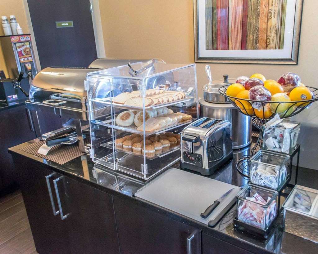 Clarion Hotel Beachwood-Cleveland Restoran fotoğraf